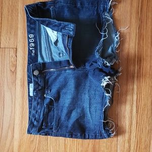 GAP 1969  28R Slim cut short dark wash denim jean shorts